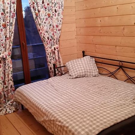 Au Chalet Bed & Breakfast Maubray Ngoại thất bức ảnh