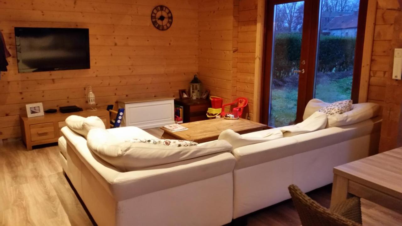 Au Chalet Bed & Breakfast Maubray Ngoại thất bức ảnh