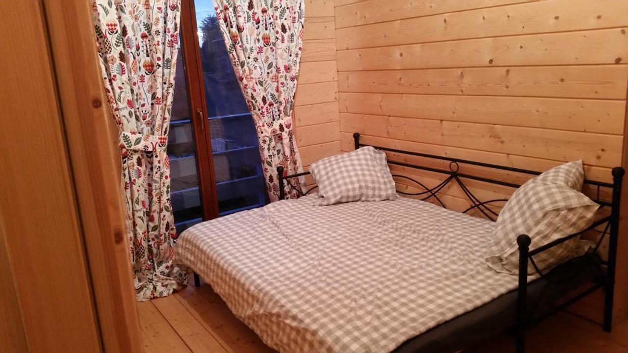 Au Chalet Bed & Breakfast Maubray Ngoại thất bức ảnh